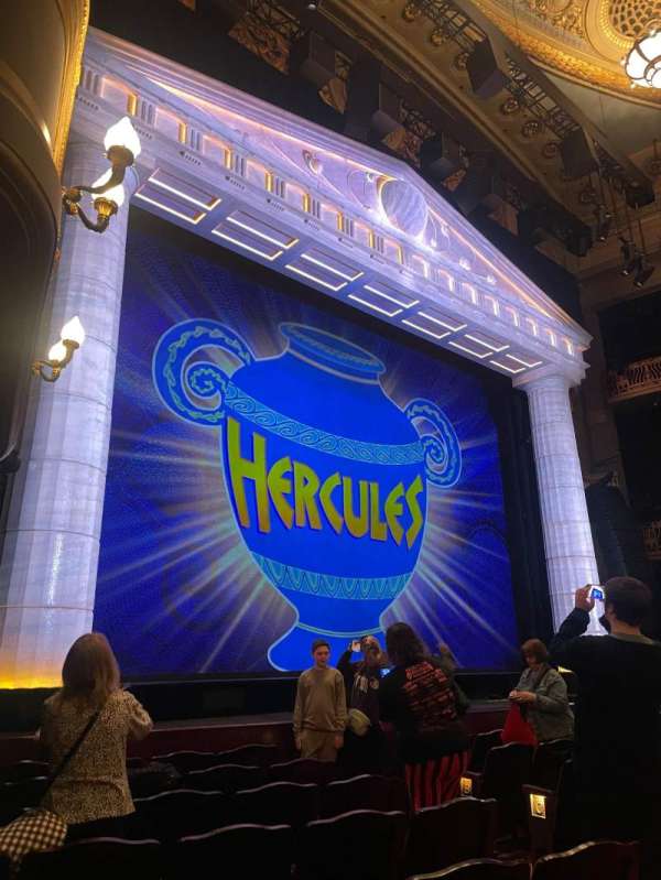 Theatre Royal Drury Lane, section: Stalls, row: H, seat: 41