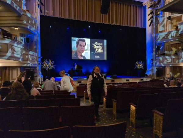 Shubert Theater, New Haven, section: Orch Left, row: M, seat: 3