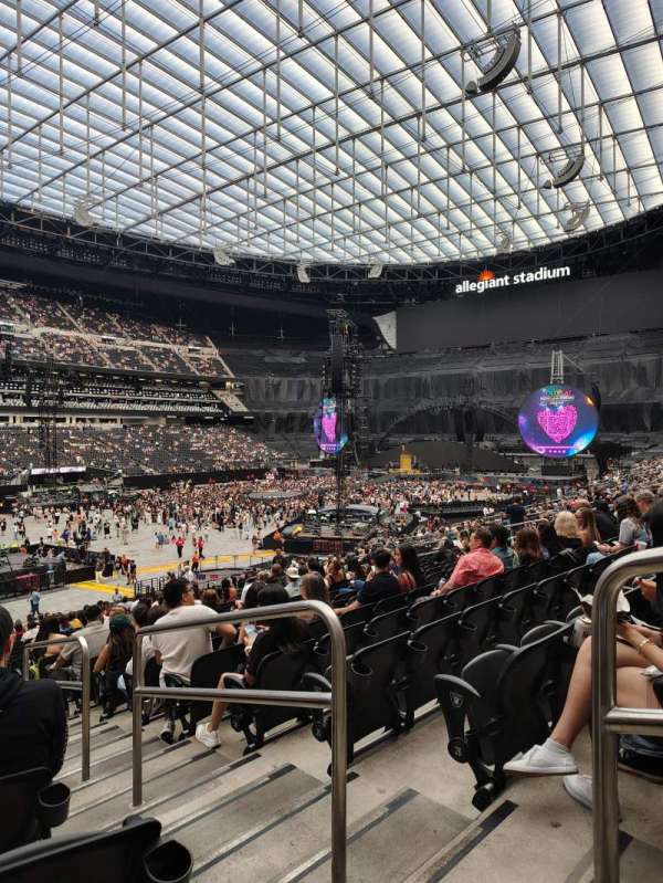 Allegiant Stadium, section: 140, row: 28, seat: 2