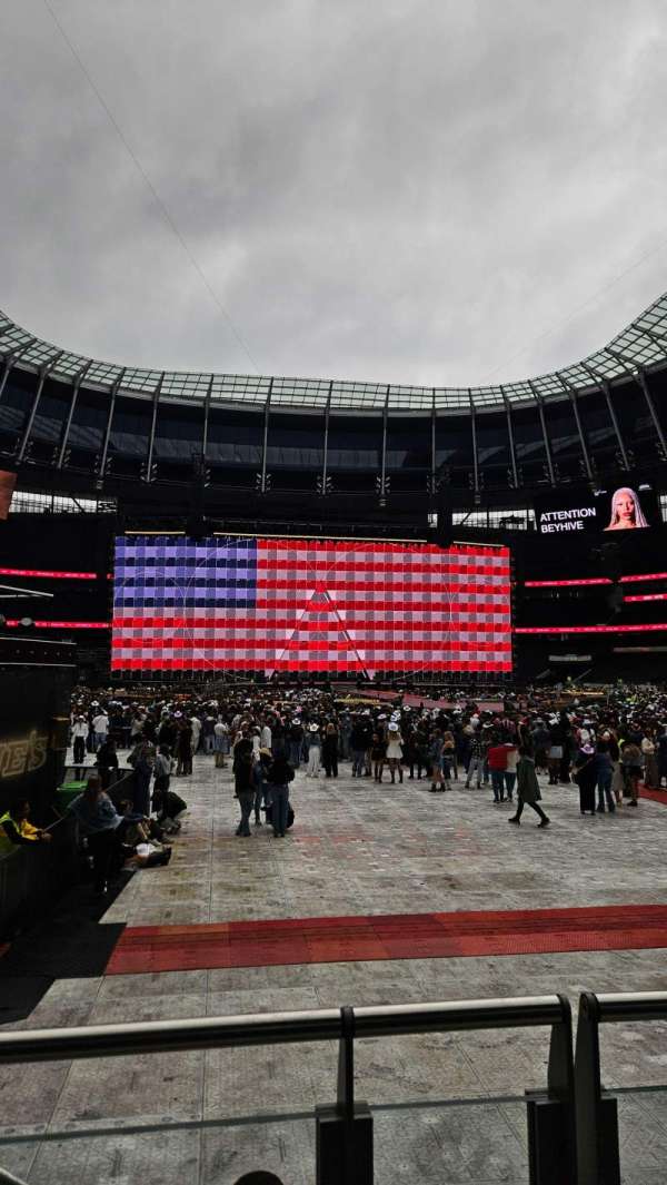 Tottenham Hotspur Stadium, section: 256, row: 4, seat: 243