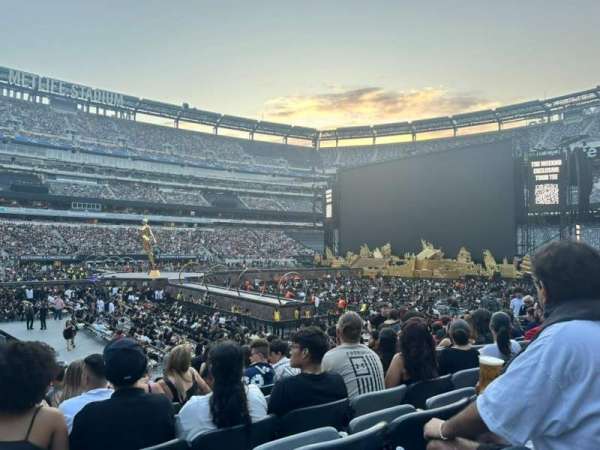 MetLife Stadium, section: 115a, row: 15, seat: 7