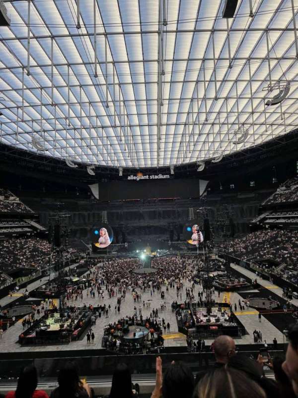 Allegiant Stadium, section: 201, row: 5, seat: 4