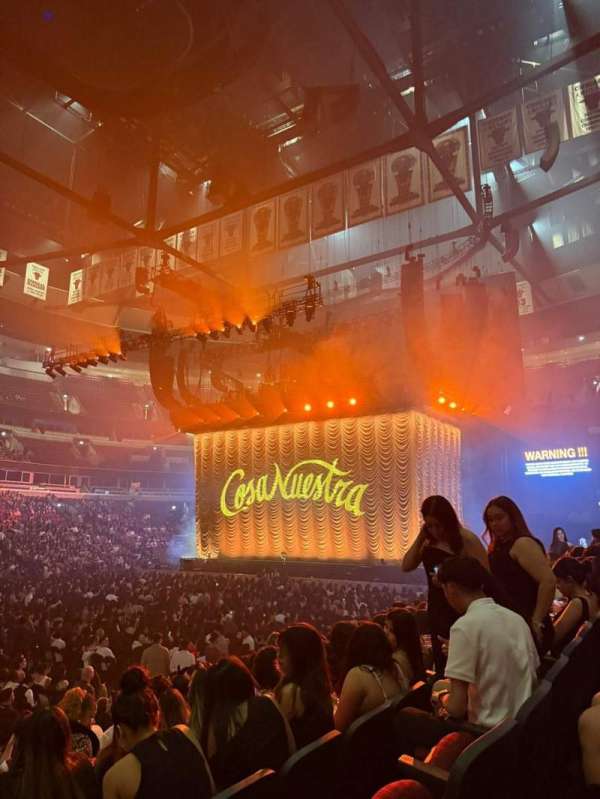 United Center, section: 102, row: 10, seat: 1