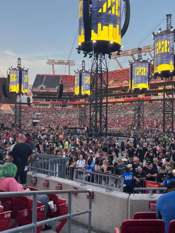 Raymond James Stadium, section: 118, row: F, seat: 16