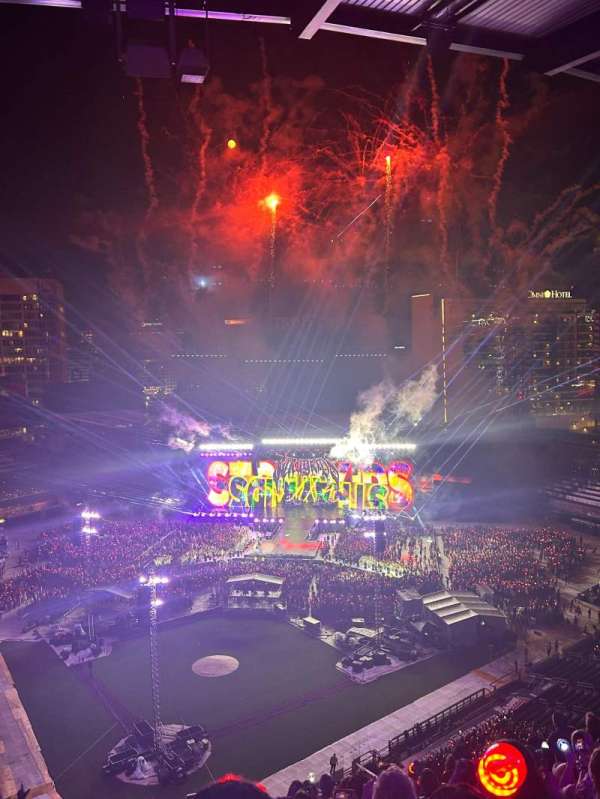 Truist Park, section: 424, row: 12, seat: 22