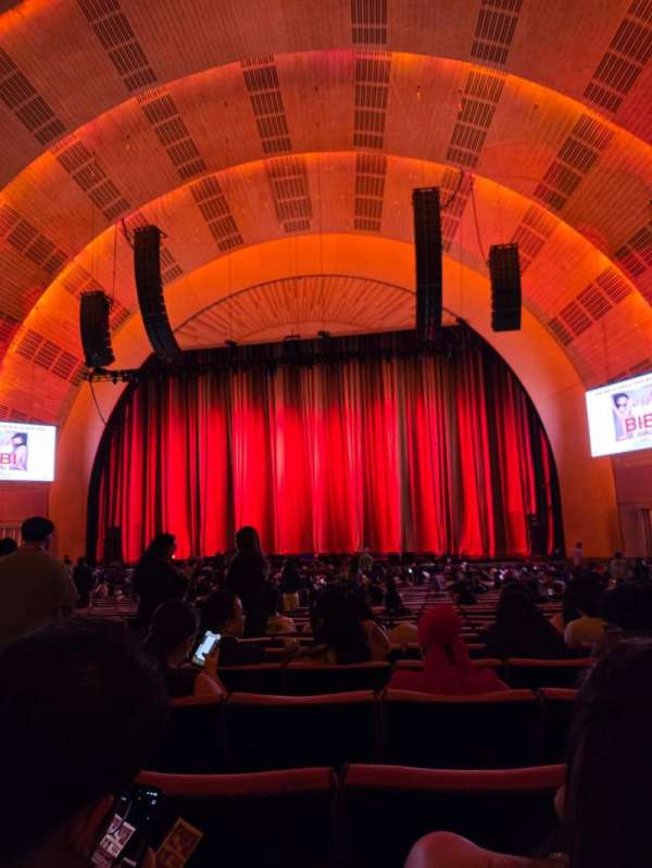Radio City Music Hall, section: Orchestra 3, row: E, seat: 310