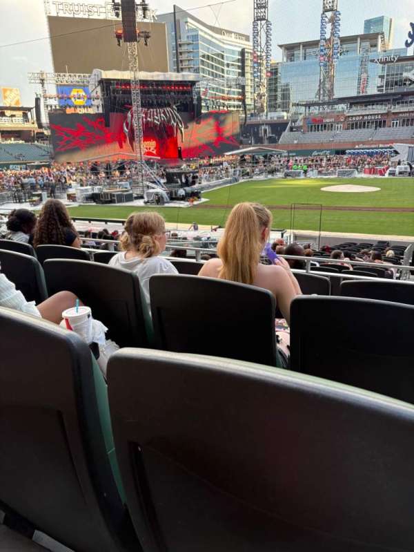 Truist Park, section: 130, row: 4, seat: 7