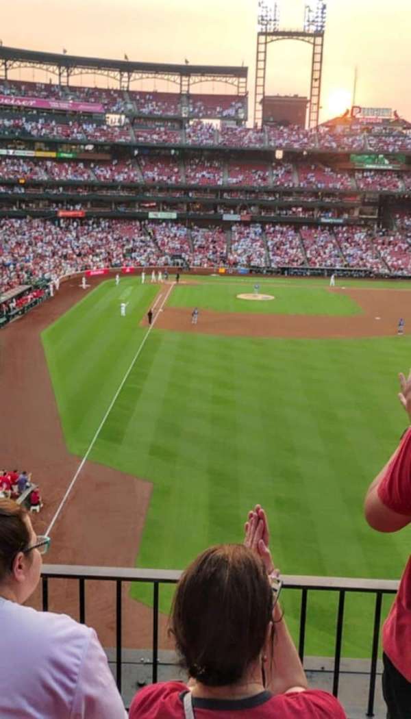 Busch Stadium, section: 228, row: 3, seat: 11