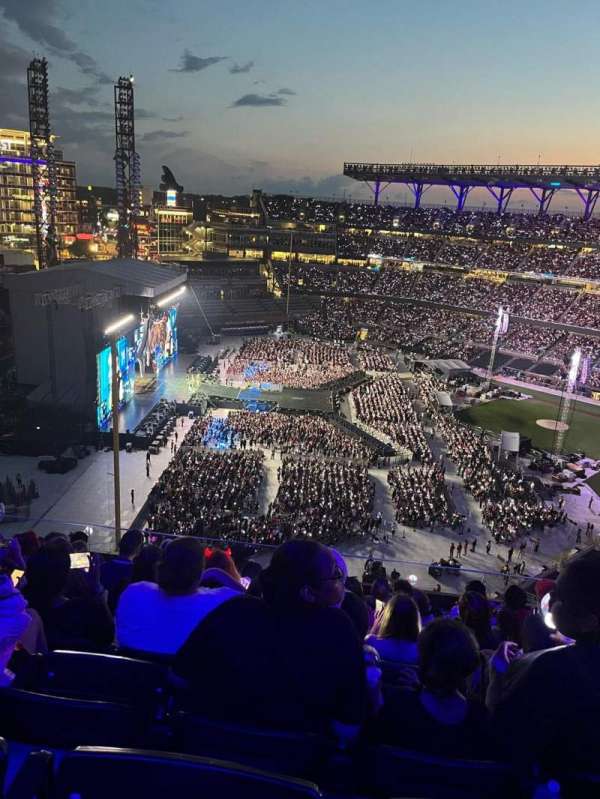 Truist Park, section: 443, row: 8, seat: 9