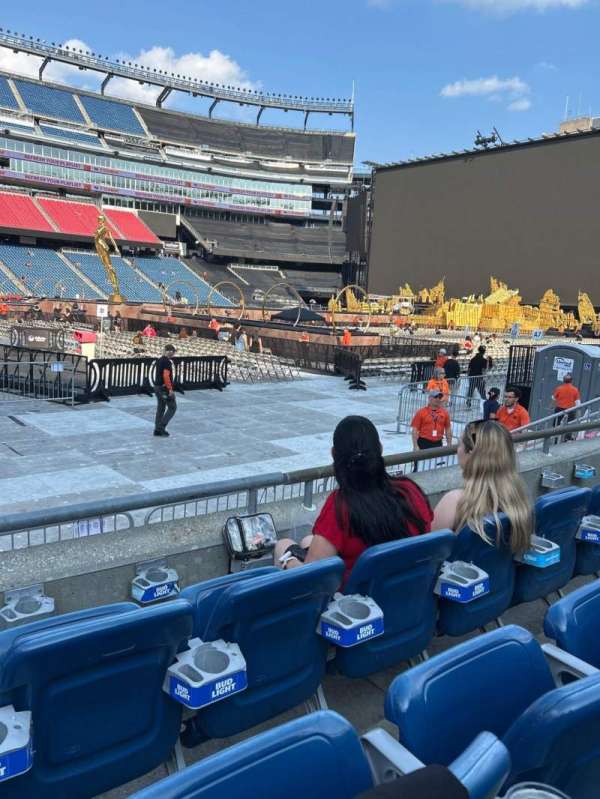 Gillette Stadium, section: 132, row: 3, seat: 14