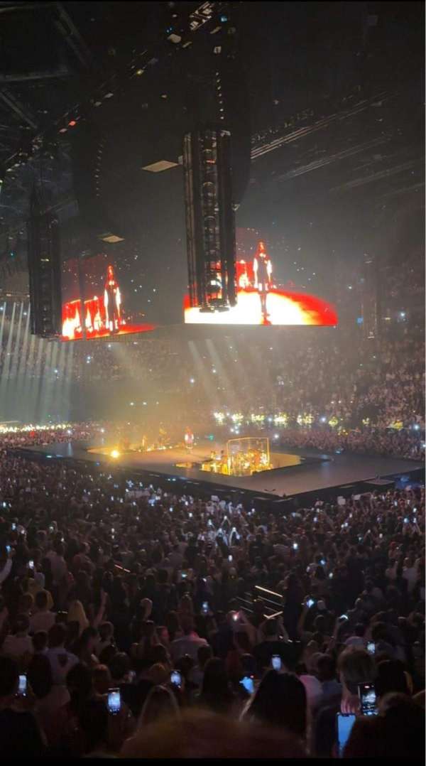 Accor arena, section: Gradin S, row: 14, seat: 15