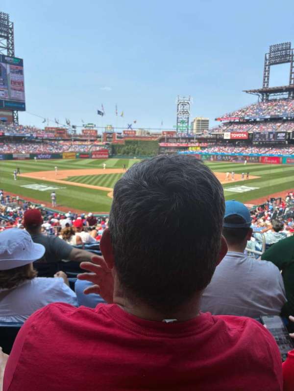 Citizens Bank Park, section: 124, row: 28, seat: 3