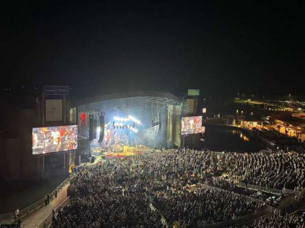 Jones Beach Theater, section: 310, row: E, seat: 13