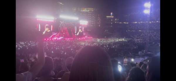 Truist Park, section: 137, row: 14, seat: 9