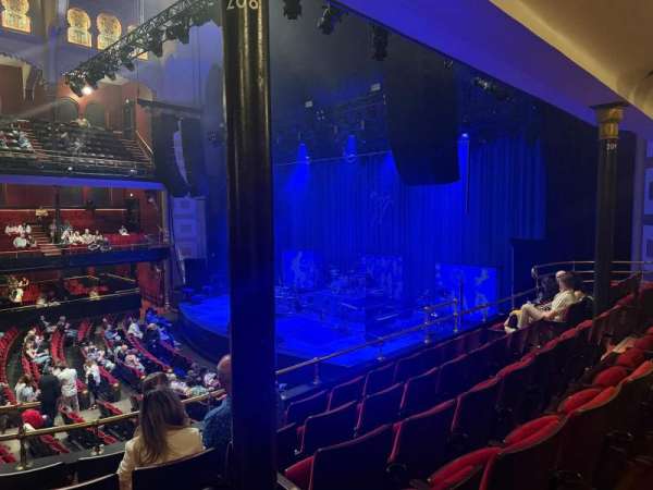 Massey Hall, section: 208, row: F, seat: 4