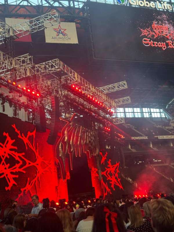 Globe Life Field, section: Floor C, row: 17, seat: 9