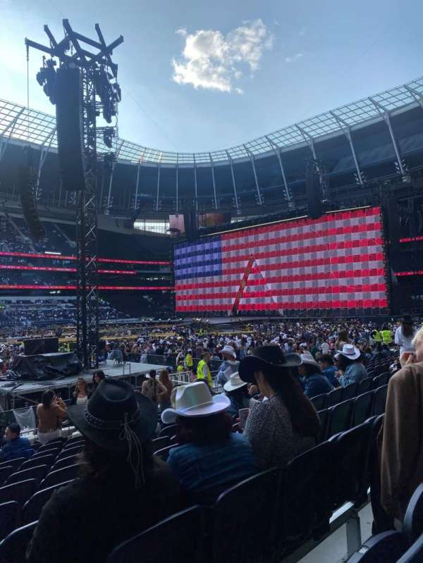 Tottenham Hotspur Stadium, section: 123, row: 11, seat: 707