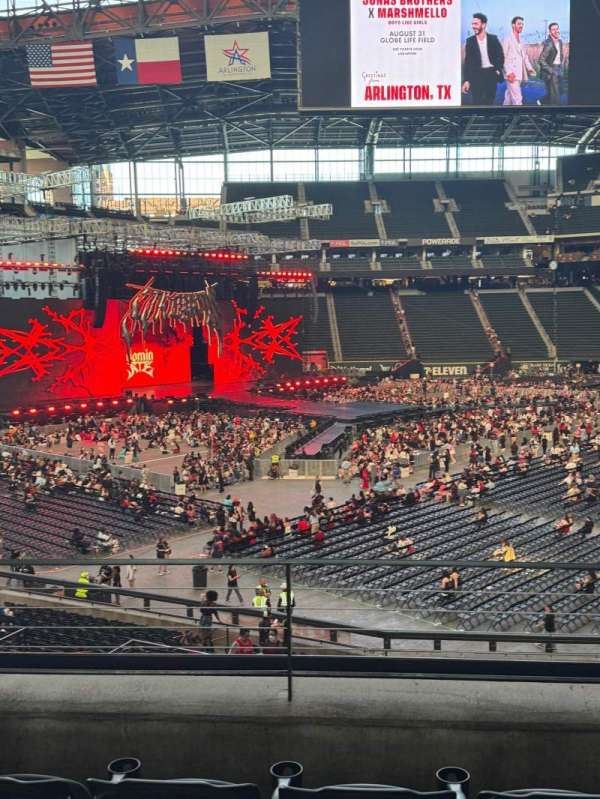 Globe Life Field, section: 106, row: 4, seat: 7