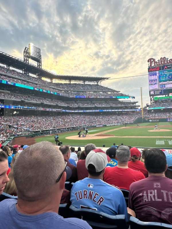 Citizens Bank Park, section: 117, row: 13, seat: 14