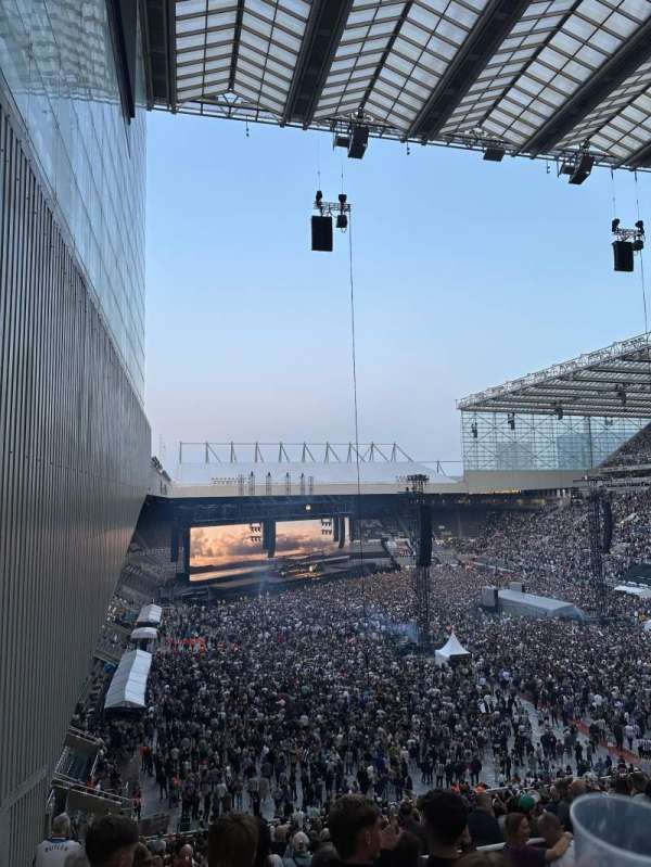 St James' Park, section: LS-L4X, row: J, seat: 139
