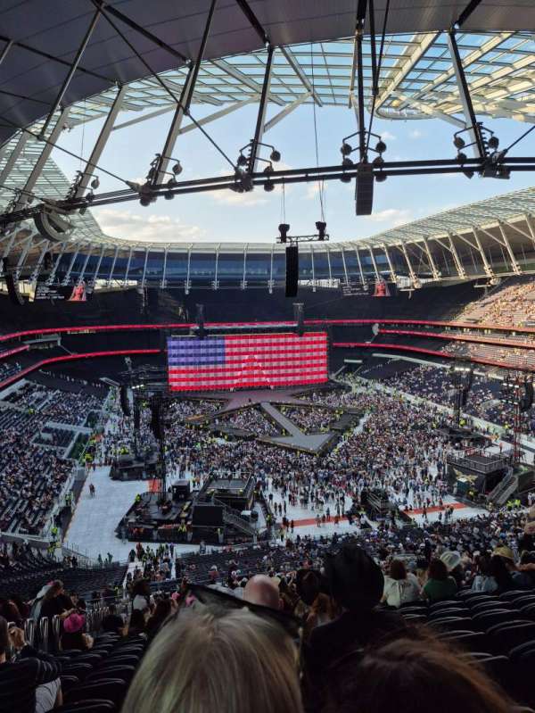 Tottenham Hotspur Stadium, section: 324, row: 67, seat: 280