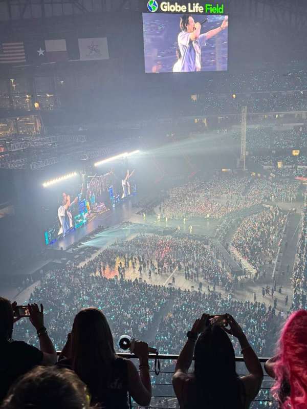 Globe Life Field, section: 301, row: 3, seat: 4