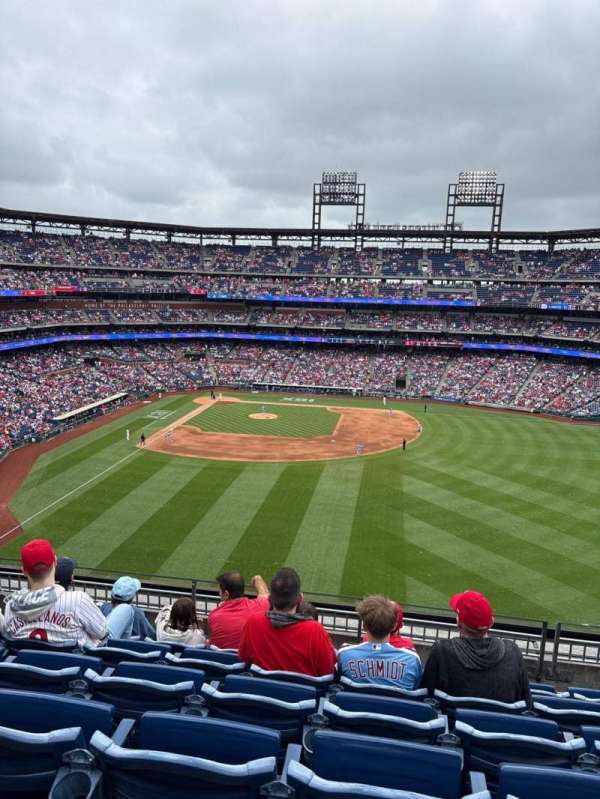 Citizens Bank Park, section: 302, row: 6, seat: 15