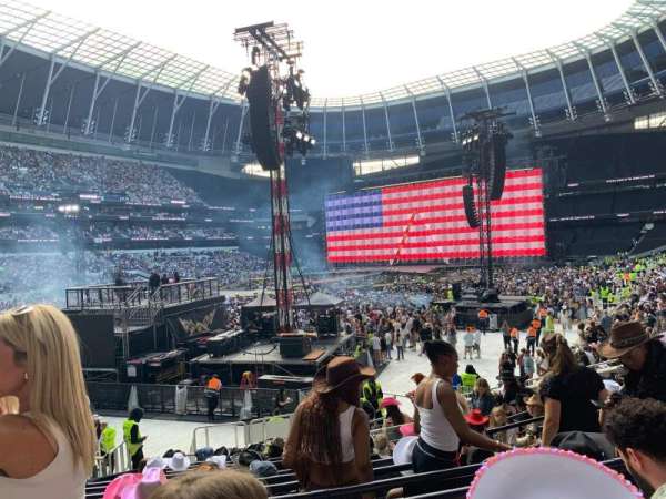 Tottenham Hotspur Stadium, section: 249, row: 15, seat: 67