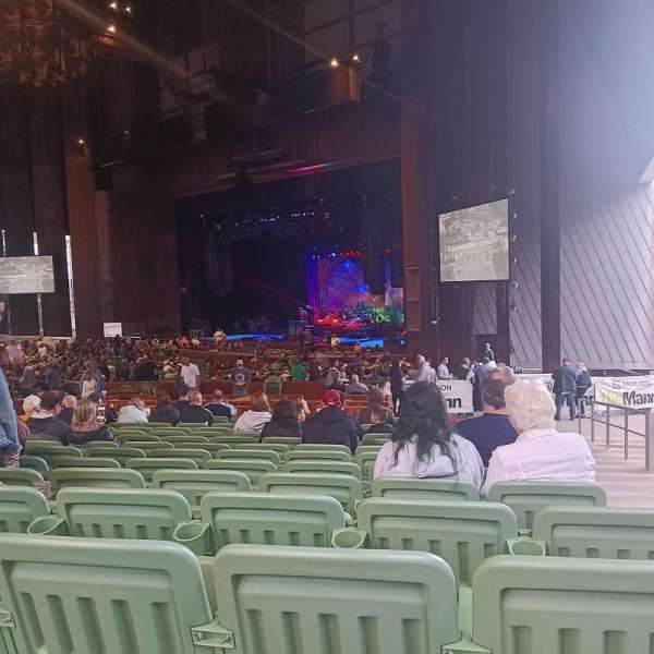 TD Pavilion at the Mann, section: Main 500, row: NN, seat: 516