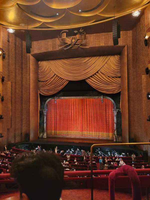 Metropolitan Opera House - Lincoln Center, section: Grand Tier RC, row: B, seat: 122