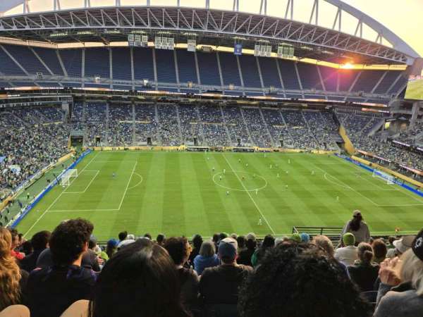 Lumen Field, section: 311, row: P, seat: 8