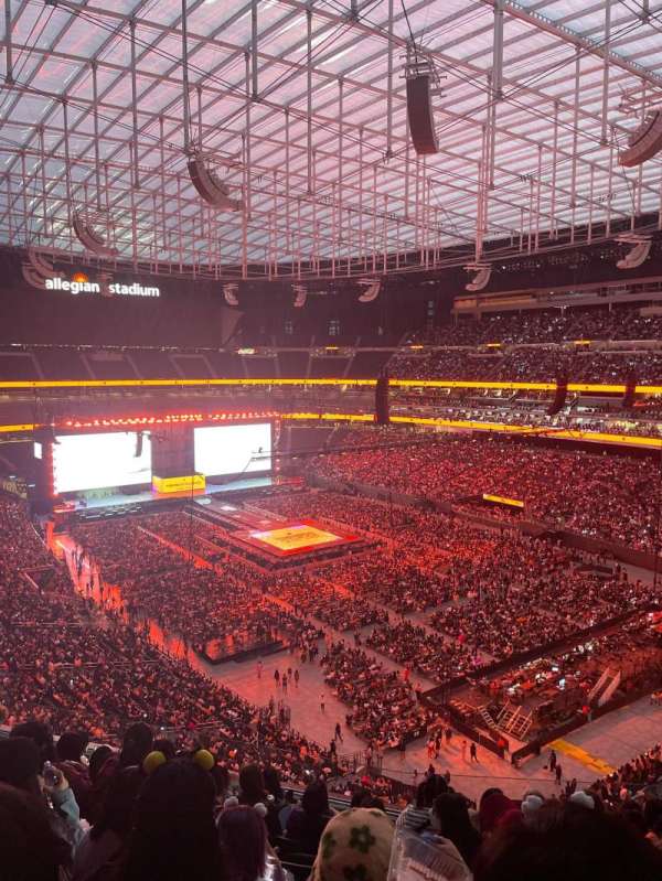Allegiant Stadium, section: 305, row: 8, seat: 10