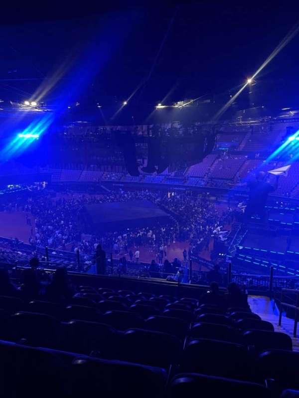 Kia Forum, section: 230, row: 13, seat: 13
