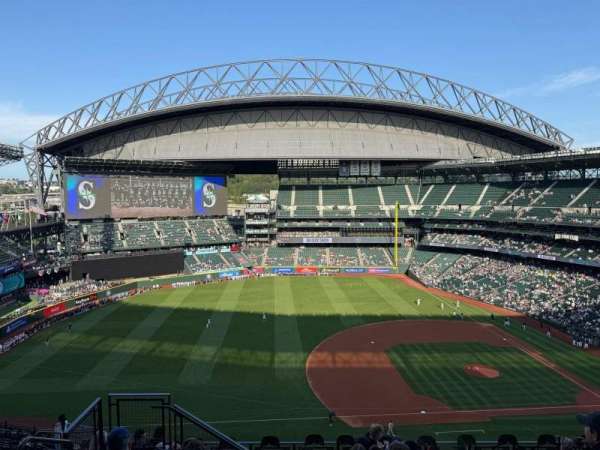 T-Mobile Park, section: 340, row: 15, seat: 18