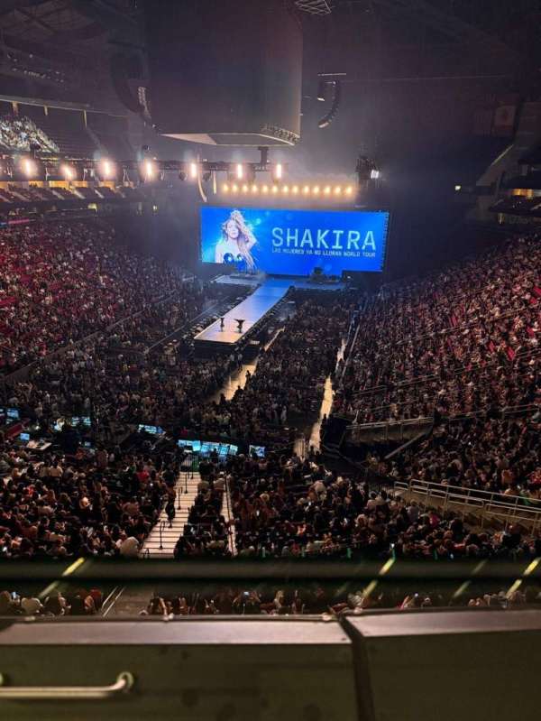 Toyota Center, section: 416, row: 1, seat: 7