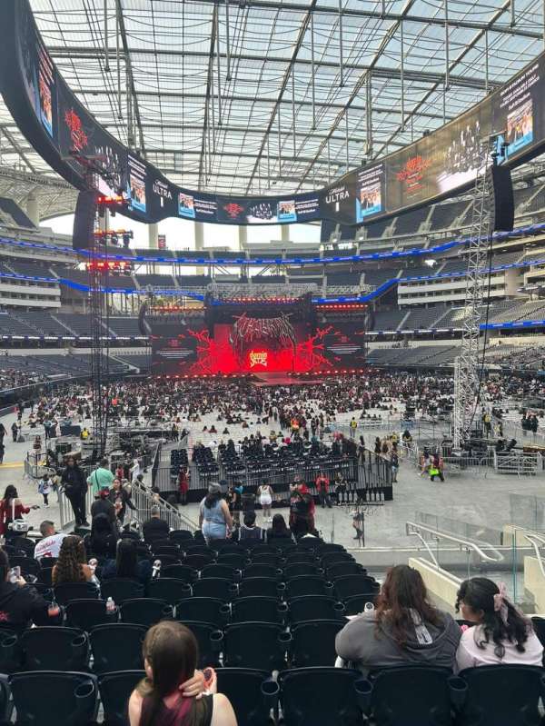 SoFi Stadium, section: 120, row: 14, seat: 7