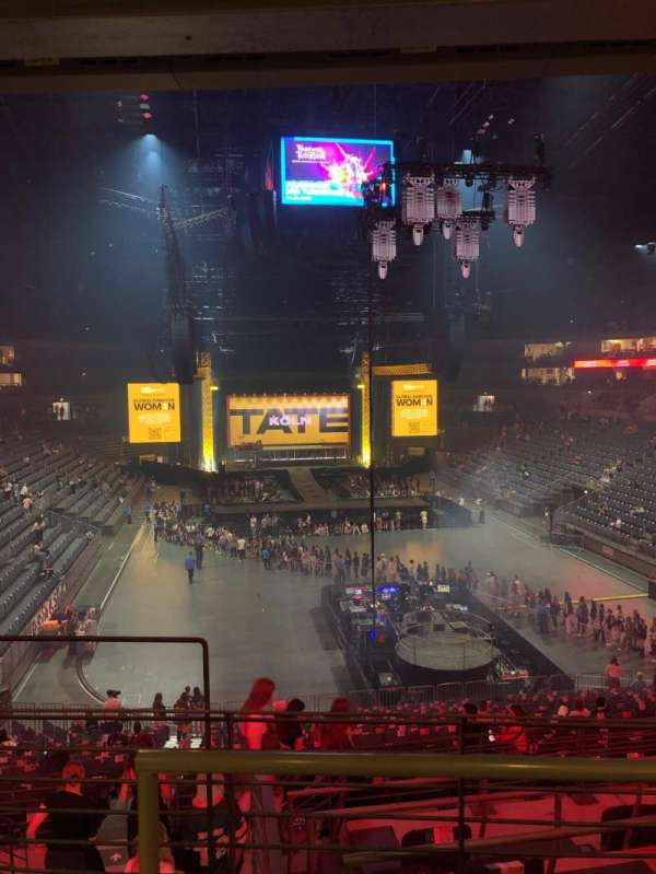 LANXESS arena, section: 423, row: 4, seat: 1