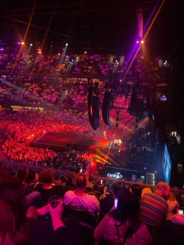 Ziggo Dome, section: 201, row: 9, seat: 21
