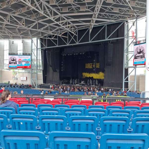 RBC Amphitheatre, section: 302, row: 7, seat: 8