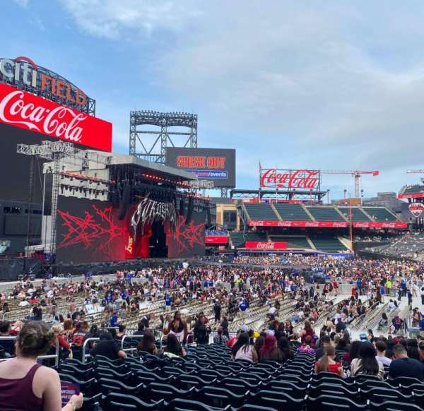 Citi Field, section: 128, row: 23, seat: 14