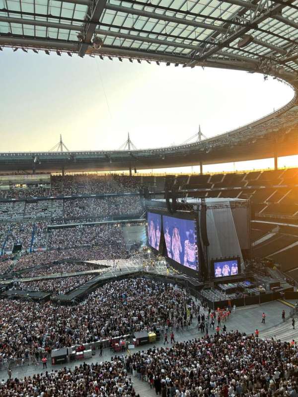Stade de France, section: G3, row: 61, seat: 5