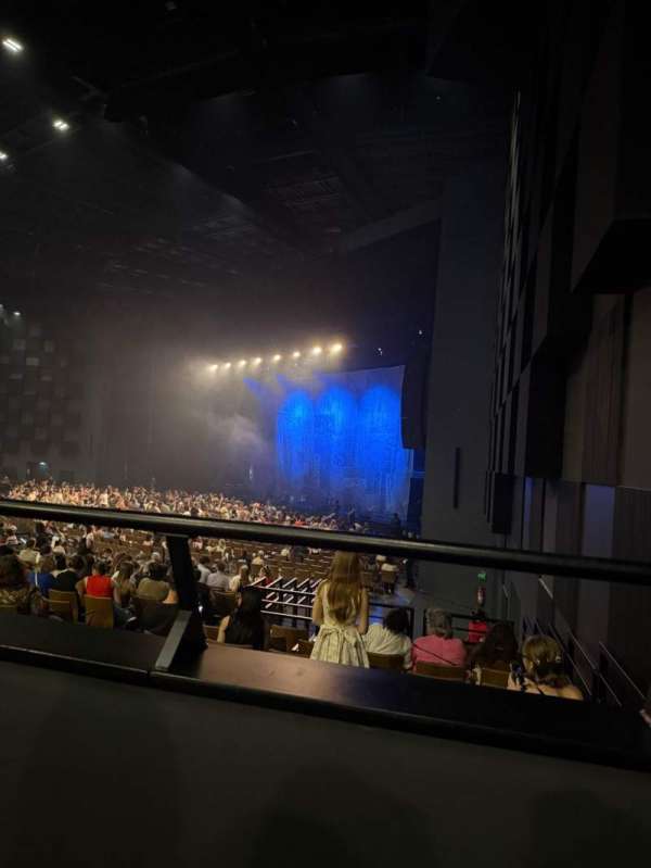 Grande Seine, section: G, row: Q1, seat: 31