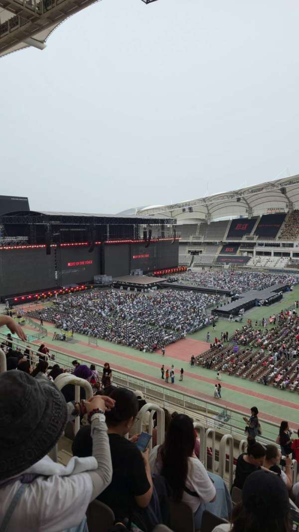 Goyang Stadium, section: E8, row: 13, seat: 52