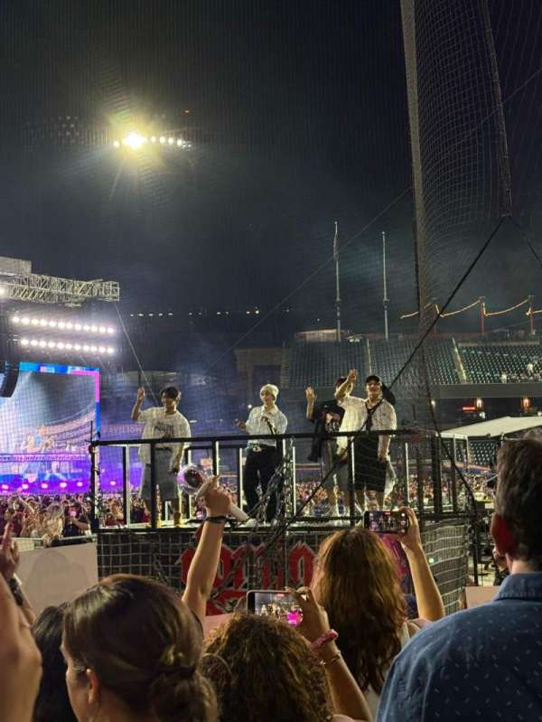 Citi Field, section: 124, row: 5, seat: 12