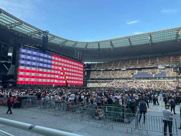 Stade de France, section: T1, row: 1, seat: 6