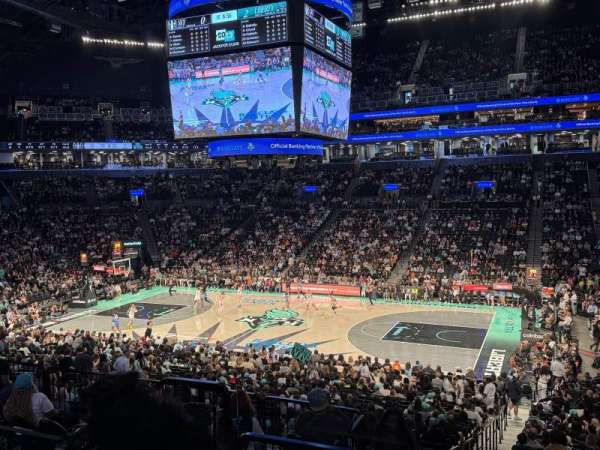 Barclays Center, section: 122, row: 6, seat: 7