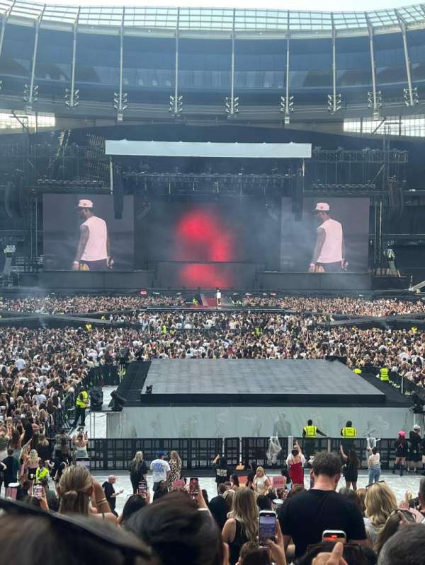 Tottenham Hotspur Stadium, section: 254, row: 20, seat: 224