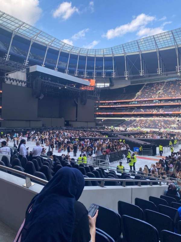 Tottenham Hotspur Stadium, section: 103, row: 13, seat: 74