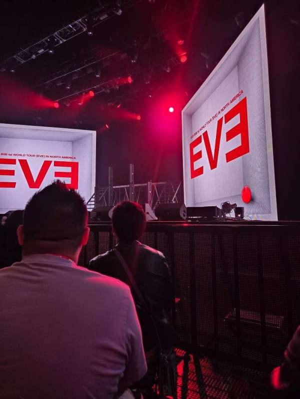 YouTube Theater, section: Floor C, row: 4, seat: 9