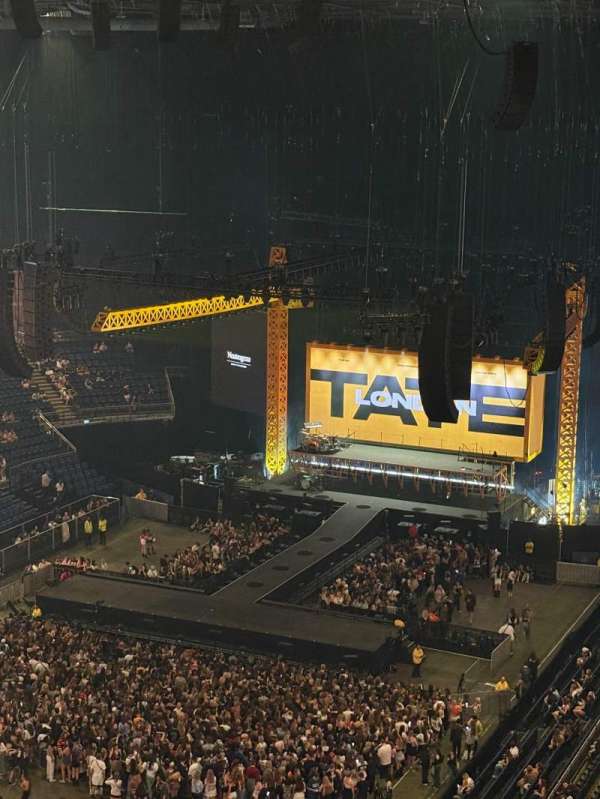 The O2, London, section: 415, row: N, seat: 791